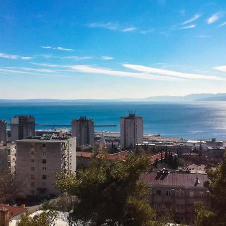 Apartamento Sea And Mountain Rijeka Exterior foto