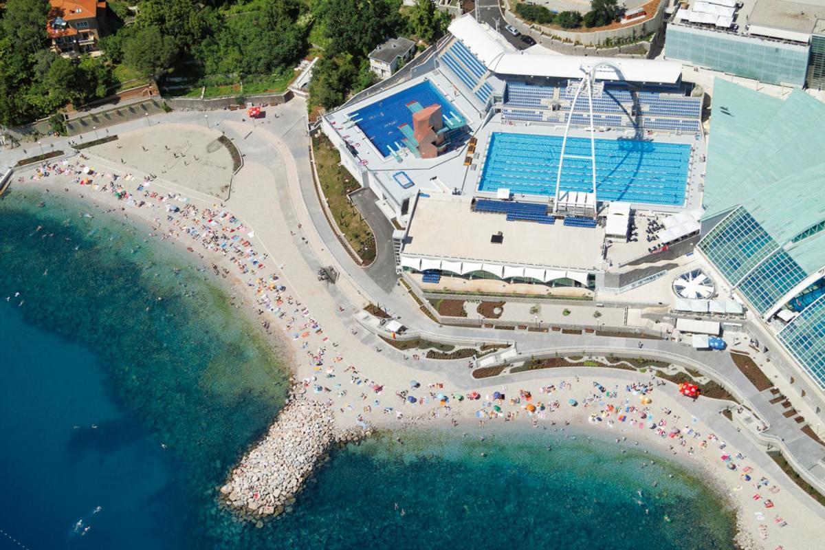 Apartamento Sea And Mountain Rijeka Exterior foto
